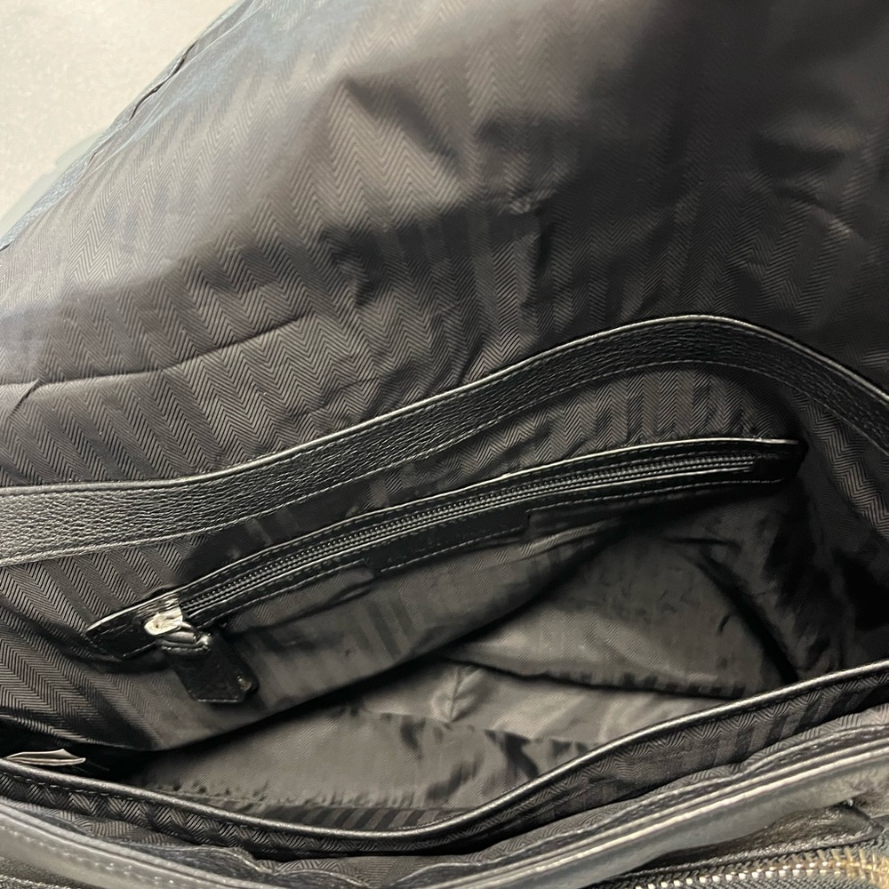 Banana Republic Black Leather Crossbody Messenger Laptop Greyson Bag - Picture 8 of 10